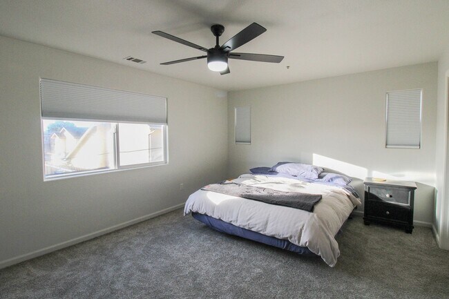 Building Photo - 4-Bedroom House Near the Dunes in Grover Beach