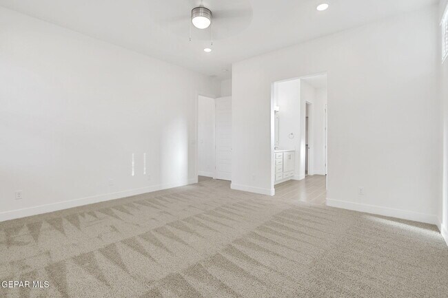 Building Photo - 12929 Powick Dr