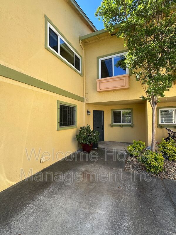 Building Photo - 43175 Washington Common