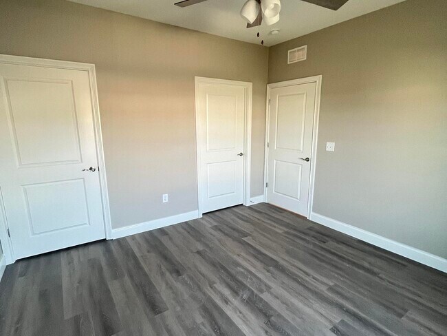 Building Photo - 5312 Baker Rd