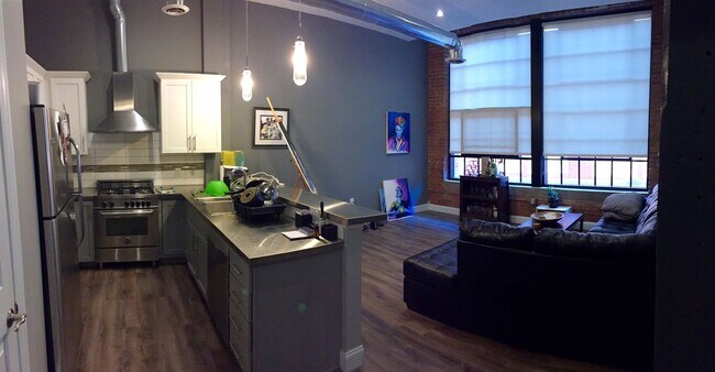 Building Photo - Houk Lofts