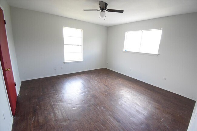 Building Photo - 4353 Brinkley St
