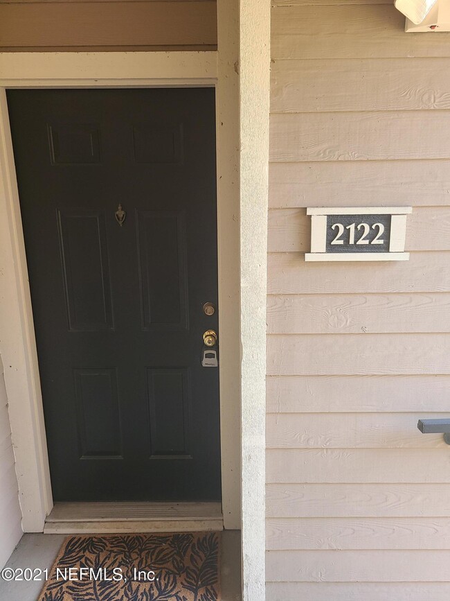 Building Photo - 10000 GATE Pky