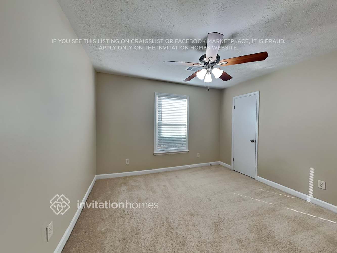 Building Photo - 2381 Cedar Dr