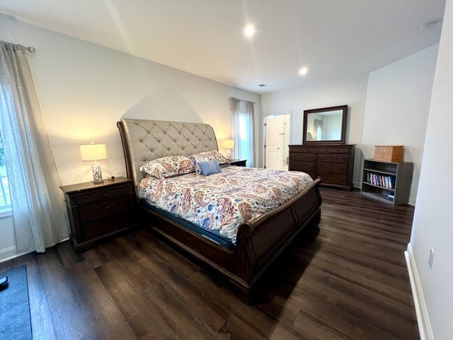 Building Photo - 51 Patrick Ct