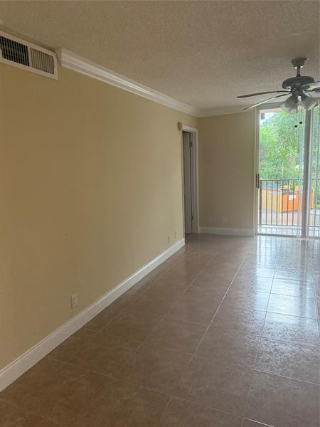 Building Photo - 10781 Cleary Blvd