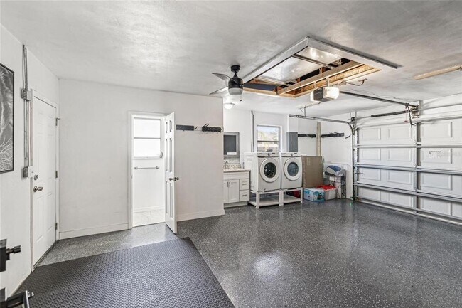 Building Photo - 2000 57th St N