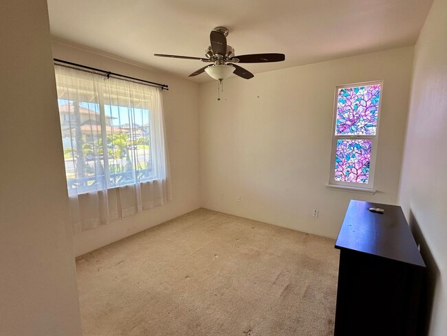 Building Photo - Vaulted Ceilings, Solar Panels & Peace & Q...