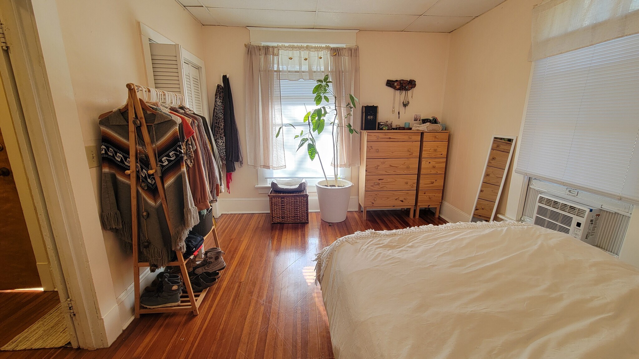 Building Photo - 728 Ohio St