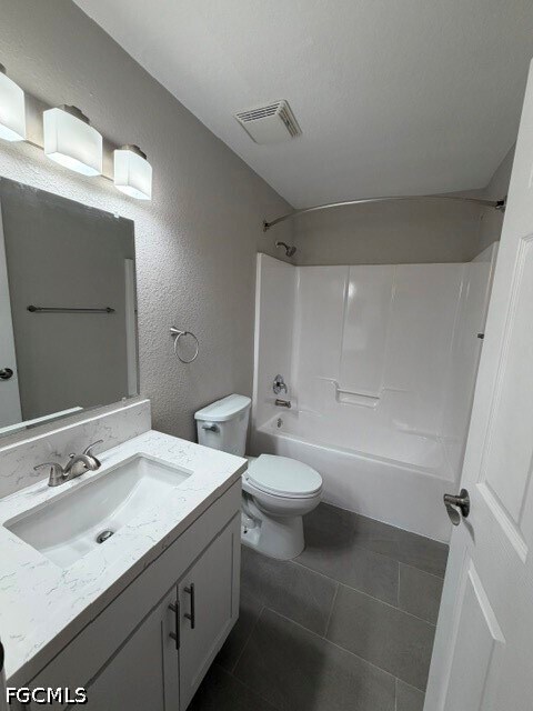 Building Photo - 2703 Ansel Ave S