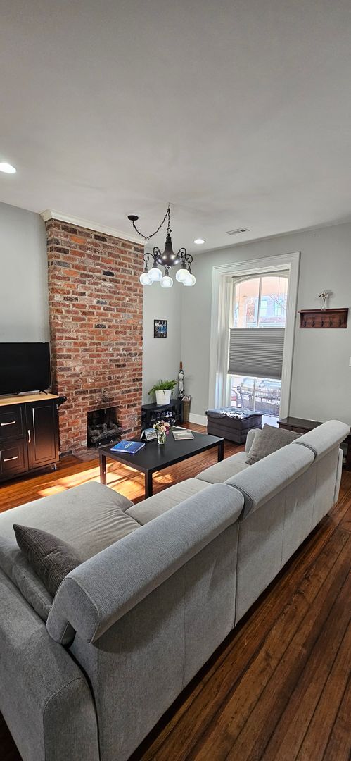 Building Photo - Church Hill, Libby Park Area, Fully Furnished - 2BR/2.5BA - Call Today To Schedule a Tour!