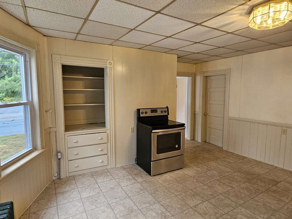 Building Photo - 20 Kosta St