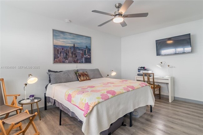 Building Photo - 1051 Michigan Ave