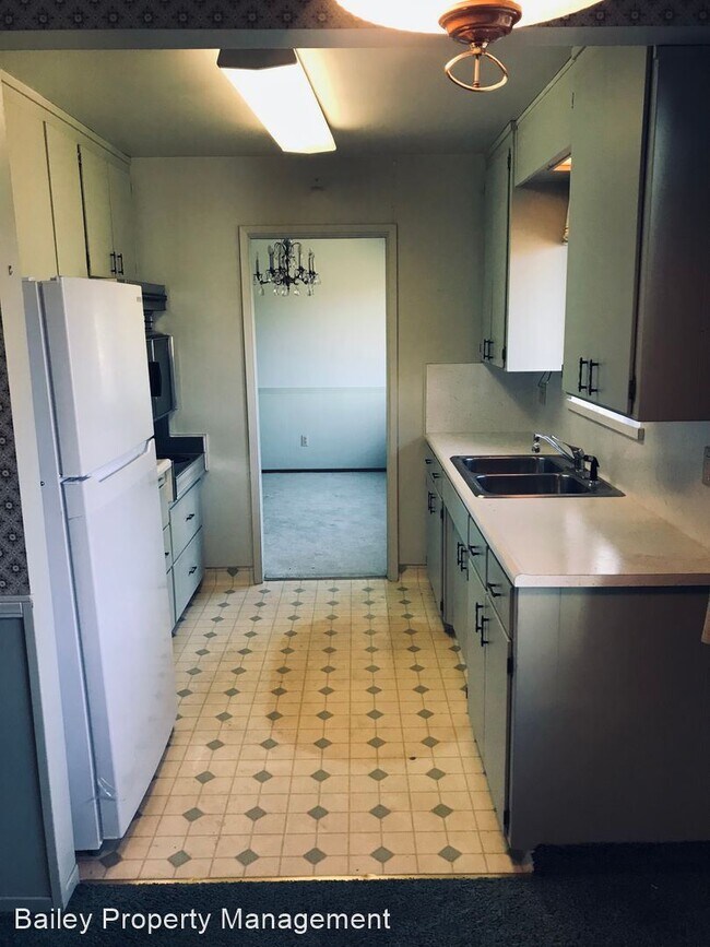 Building Photo - 2 br, 1.5 bath House - 49 Grandview