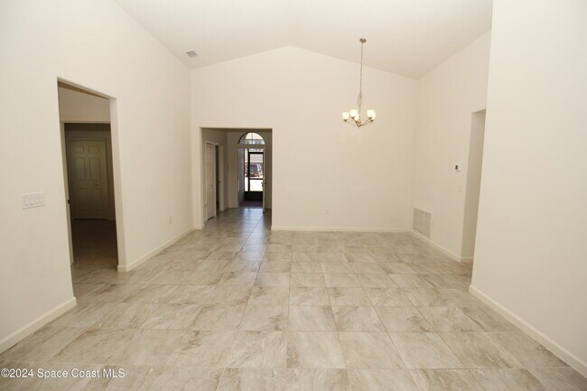 Building Photo - 4596 Broomsedge Cir