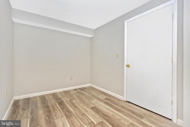 Building Photo - 7429 Mill Run Dr