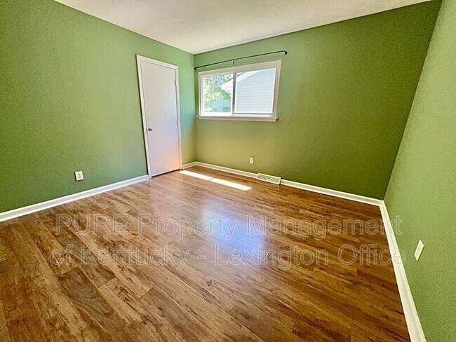 Building Photo - 3628 Bold Bidder Dr