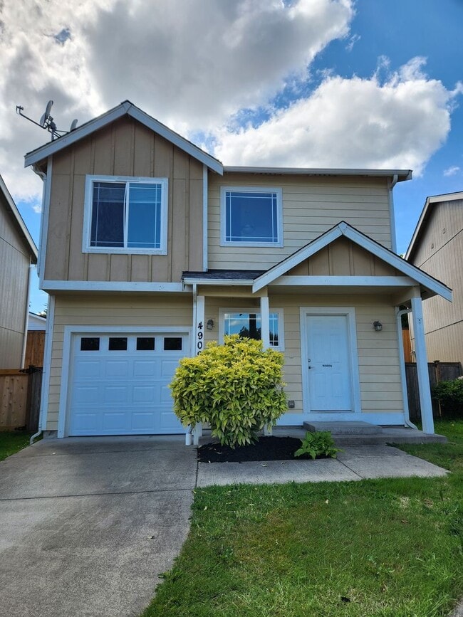 Primary Photo - Cozy 3 Bedroom House!!! Ready For New Tena...