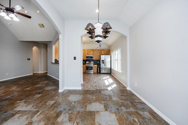 Building Photo - 19423 Arbor Pines Ln