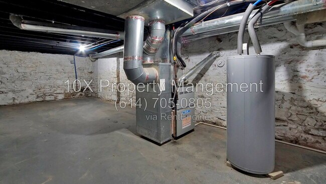 Building Photo - 616 Lilley Ave