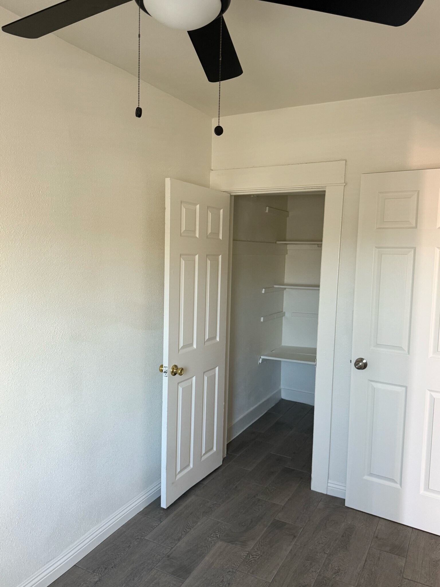 Building Photo - 1170 W Rialto Ave
