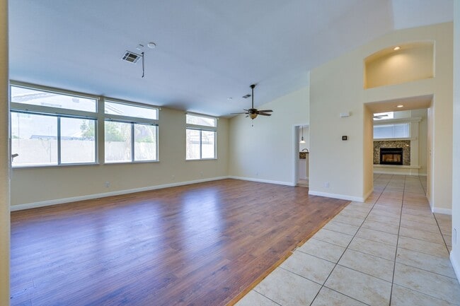 Building Photo - SE!! 4 Bedrooms!! Single Story!! NO HOA!! 3 Car Garage!!! Pool!!! Spa!!! RV Parking!!! Low mainte...