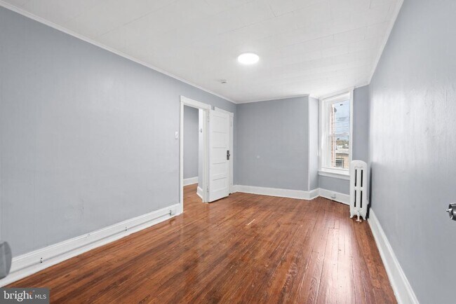 Building Photo - 819 S 56th St