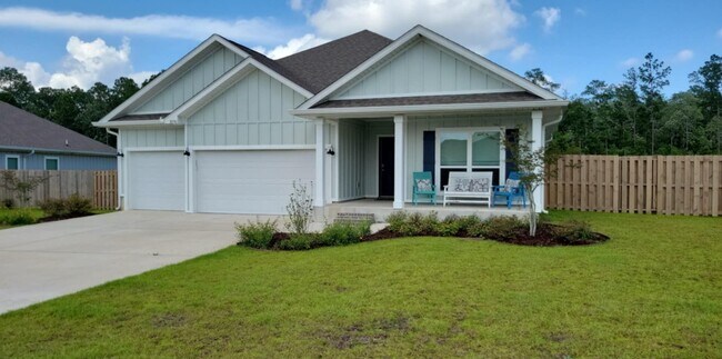 Building Photo - Spacious 4-Bedroom Home in Desirable Beula...