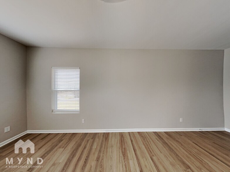 Building Photo - 1402A Neely St