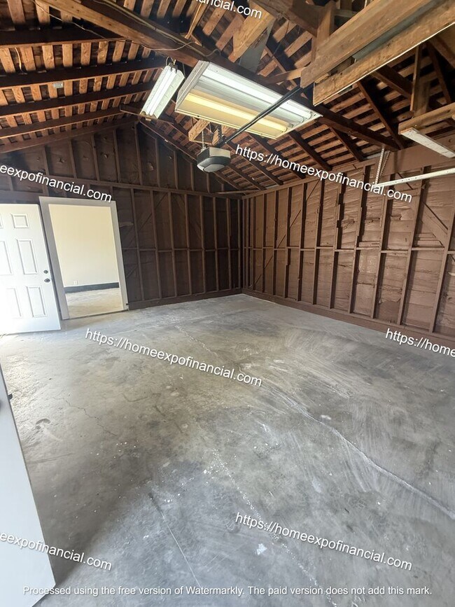 Building Photo - Nice Home For Rent