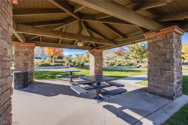 Building Photo - 729 Catalina Aisle St