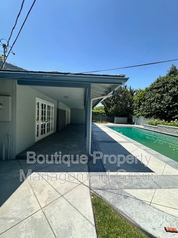 Building Photo - 12551 Bubbling Well Rd