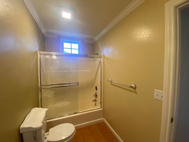 Building Photo - 14002 Hemlock Dr