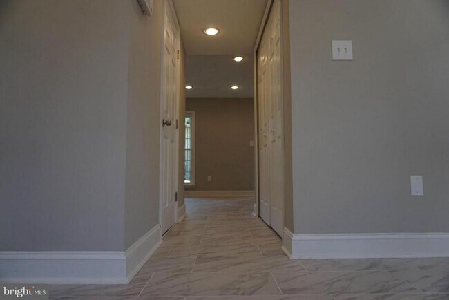 Building Photo - 4385 Eagle Ct