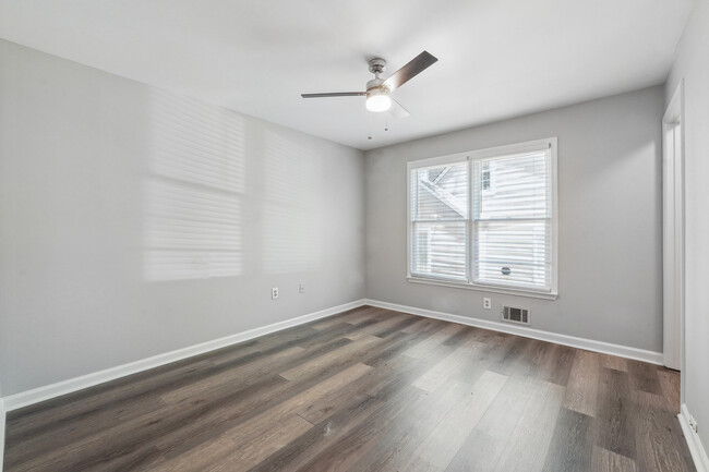 bedroom 1 - 2071 Defoors Ferry Rd NW