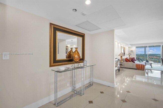 Building Photo - 3507 Oaks Way