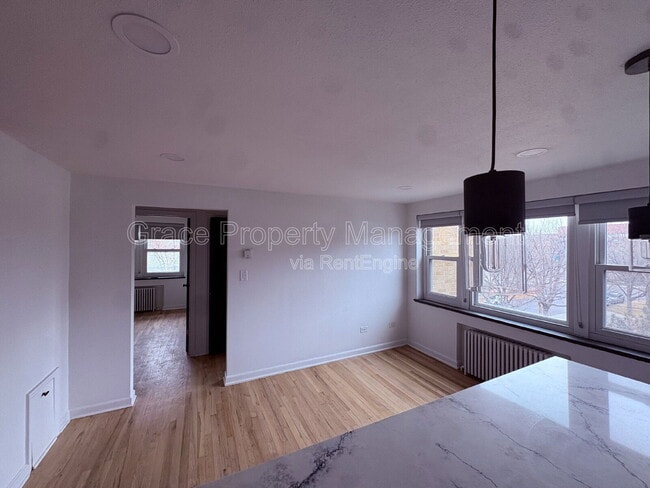 Building Photo - 505 Logan St