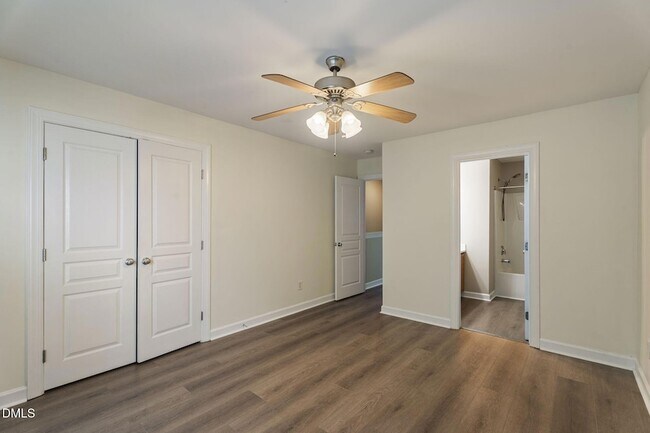 Building Photo - 8819 Orchard Grove Way
