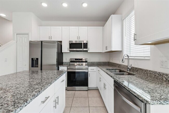 Building Photo - 34214 Rogallo Ln