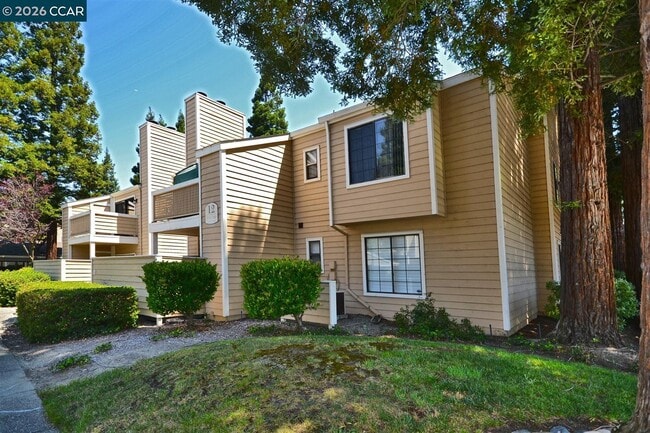 Building Photo - 182 Eastridge Dr