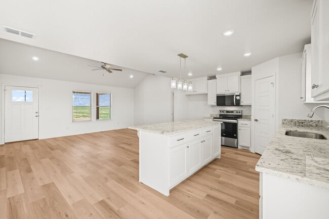 Building Photo - New Construction Home In Idalou ISD!