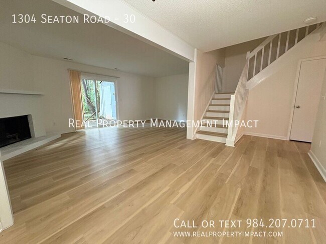 Building Photo - 1304 Seaton Rd