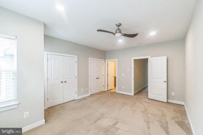 Building Photo - 107 Magnes Pl