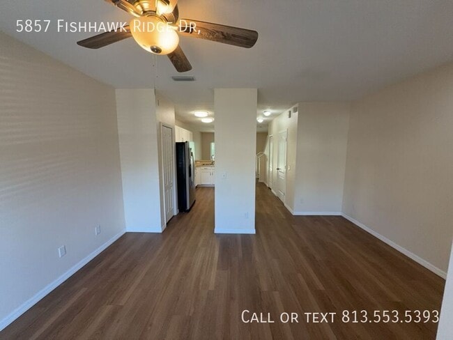 Building Photo - 5857 Fishhawk Ridge Dr