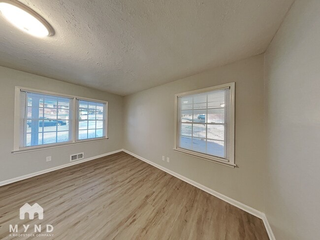 Building Photo - 6381 Impala Cir