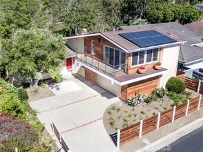 Building Photo - 804 Avenida Presidio
