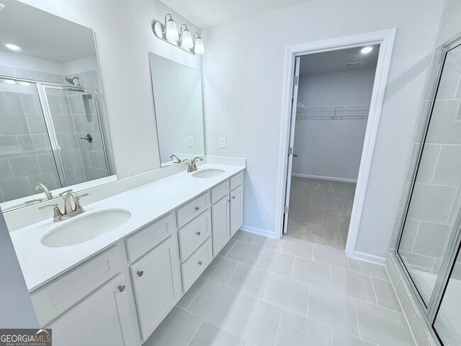 Building Photo - 236 Chiswick Lp