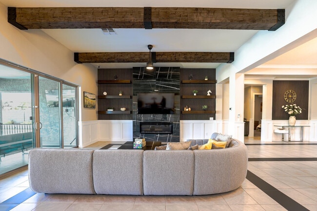 Building Photo - 23060 E Sonoqui Blvd