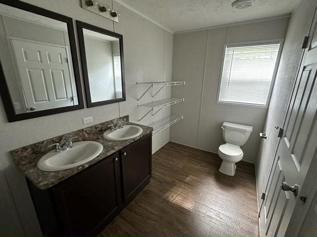 Building Photo - 307 Oriole Ln