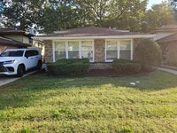 Building Photo - 937 E 148th St